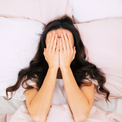 De Ayurvedische kijk op slapeloosheid + tips